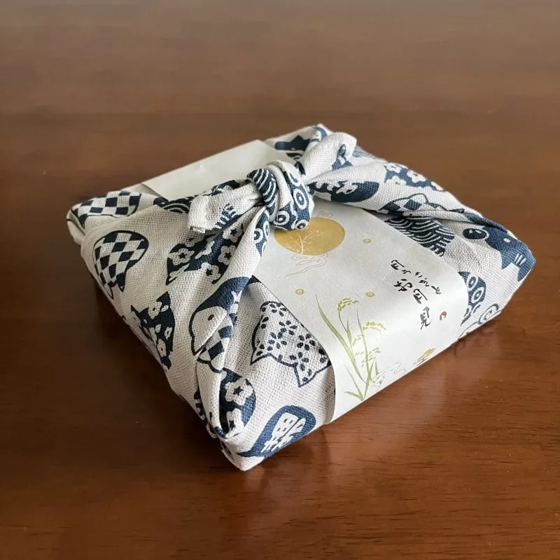 قماش فوروشيكي الياباني متعدد ا - مراجعة Furoshiki Wrap Cloth وسعره