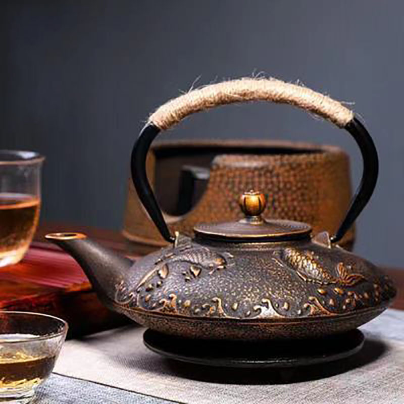 طقم إبريق شاي من الحديد الزهر  - مراجعة Cast Iron Tetsubin وسعره